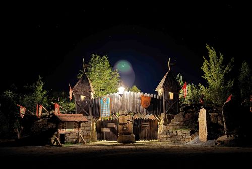 Mystery Park bei Nacht